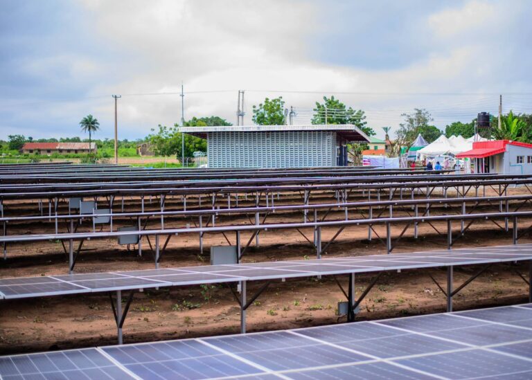 FG powers 1,800 Kwara homes, businesses with 1.4MW solar mini-grid