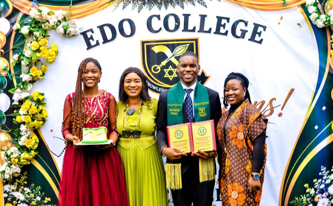 Edo College award recipients