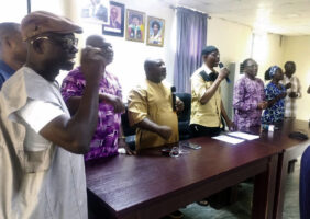Nassir (4th right), Olusiji Sowande (3rd right) and others