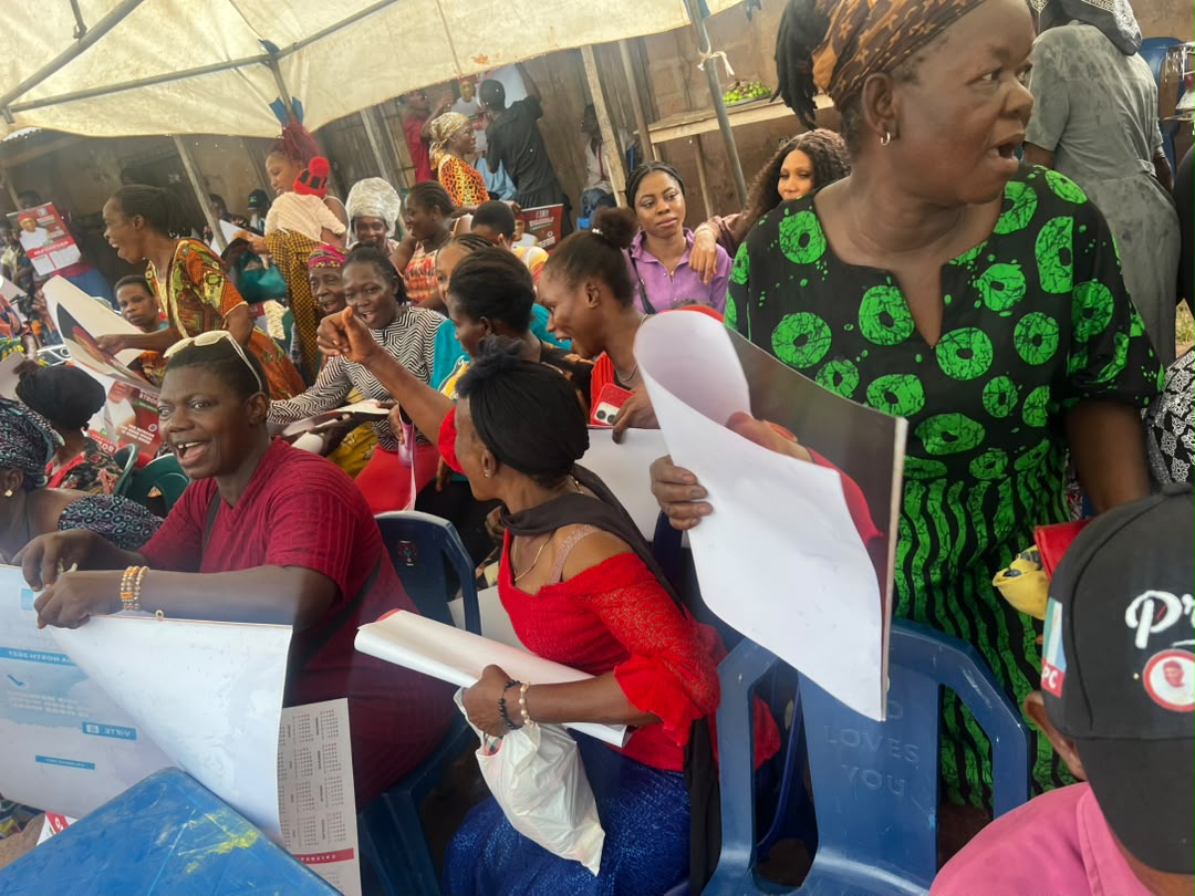 Abia North 2027: Constituents defy heavy downpour, turn out en masse for Sen Kalu, back lawmaker's re-election bid