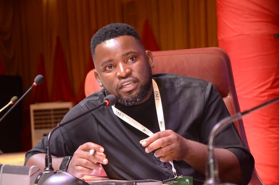 fc5e9c6e-937c-4d56-8f96-9397e3debcc5