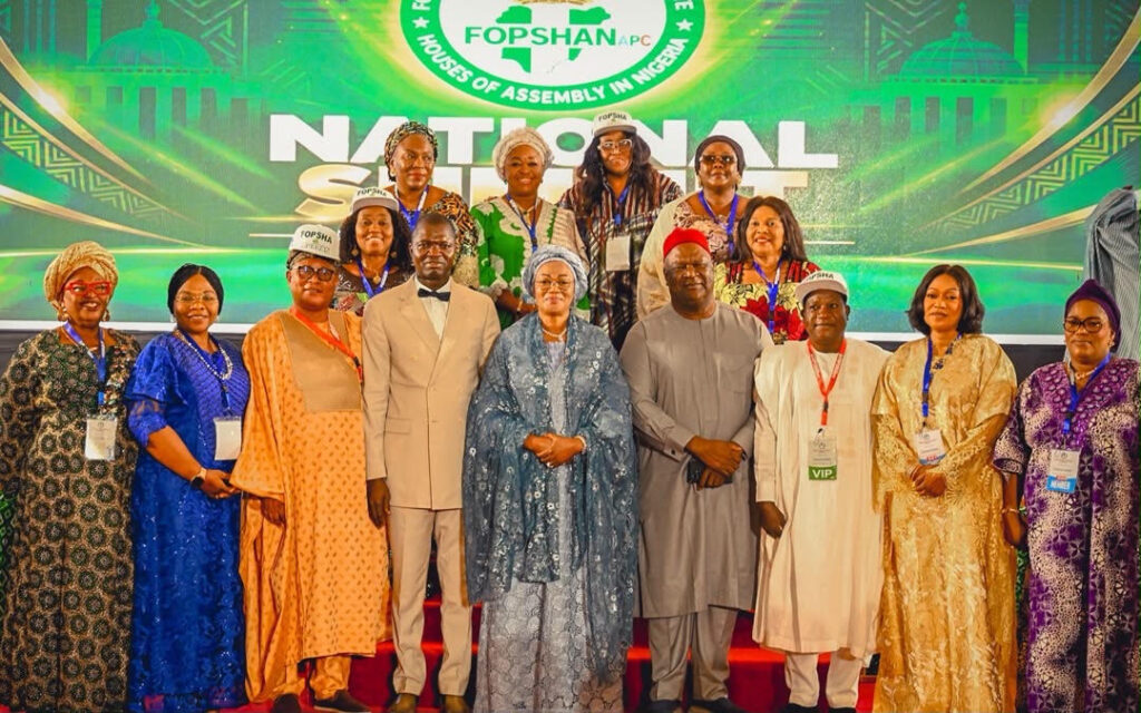 Standing, front row, 3rd from left: National Chairman of the Forum of Former Presiding Officers of State Houses of Assembly, APC, Sen. Wasiu Sani Eshinlokun; Ebonyi State Governor and Chairman, Board of Trustees, Rt. Hon. Francis Ogbonna Nwifuru; First Lady of Nigeria and Grand Patron of the Forum, Sen. Oluremi Tinubu; former Senate President, Sen. Anyim Pius Anyim; former Plateau State Governor, Sen. Simon Lalong, and female members of the Forum at its national summit in Abuja, Thursday, where the forum endorsed President Bola Tinubu for a second term