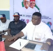 Akwa Ibom State Director of Obidient Movement Dr Benjamin Smith during press conference in Uyo