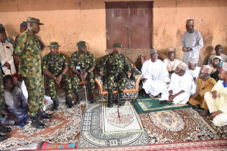 You have vital role in boosting troop operations, GOC 1 Division tells community leaders
