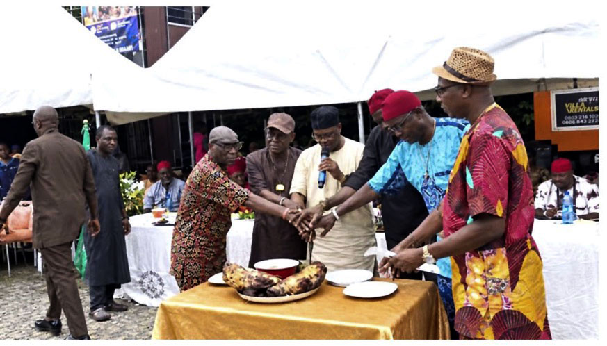 Awka indigenes