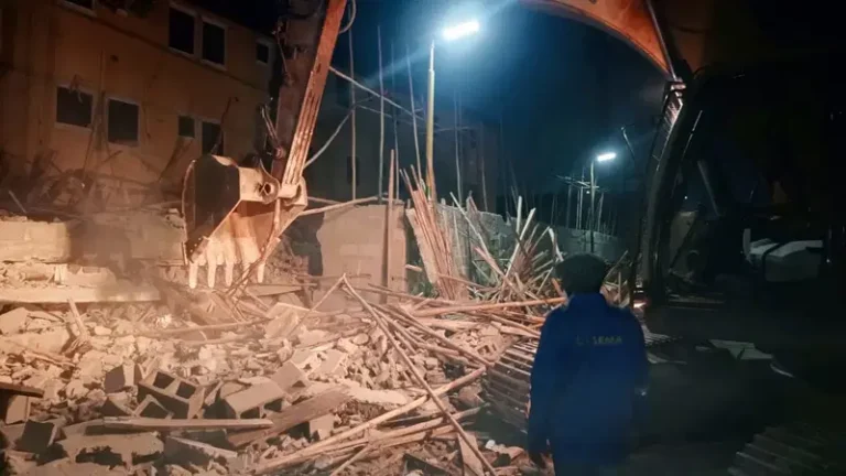 Fadeyi building collapse
