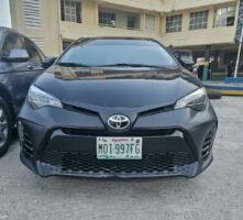 Toyota Corolla with suspected fake presidency number plate