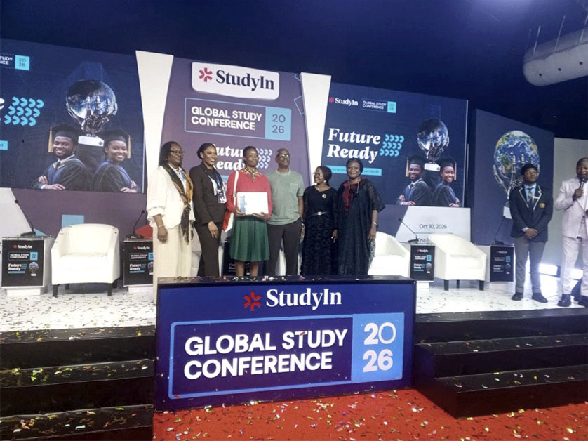 L-R-Agbu, Ofungwu, Okoye, her Dad and others at the conference