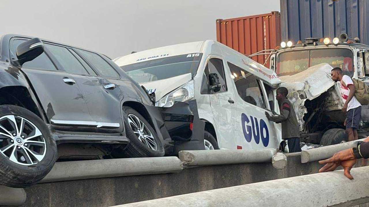 Lagos-Ibadan Expressway crash Truck collides with passenger buses