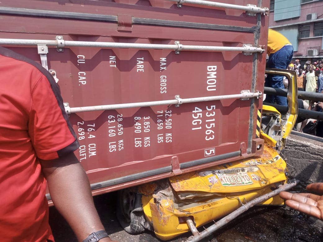 Mother, child killed as container trucks overturn in Lagos