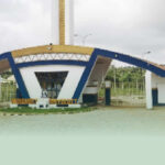 Redeemers-University-gate