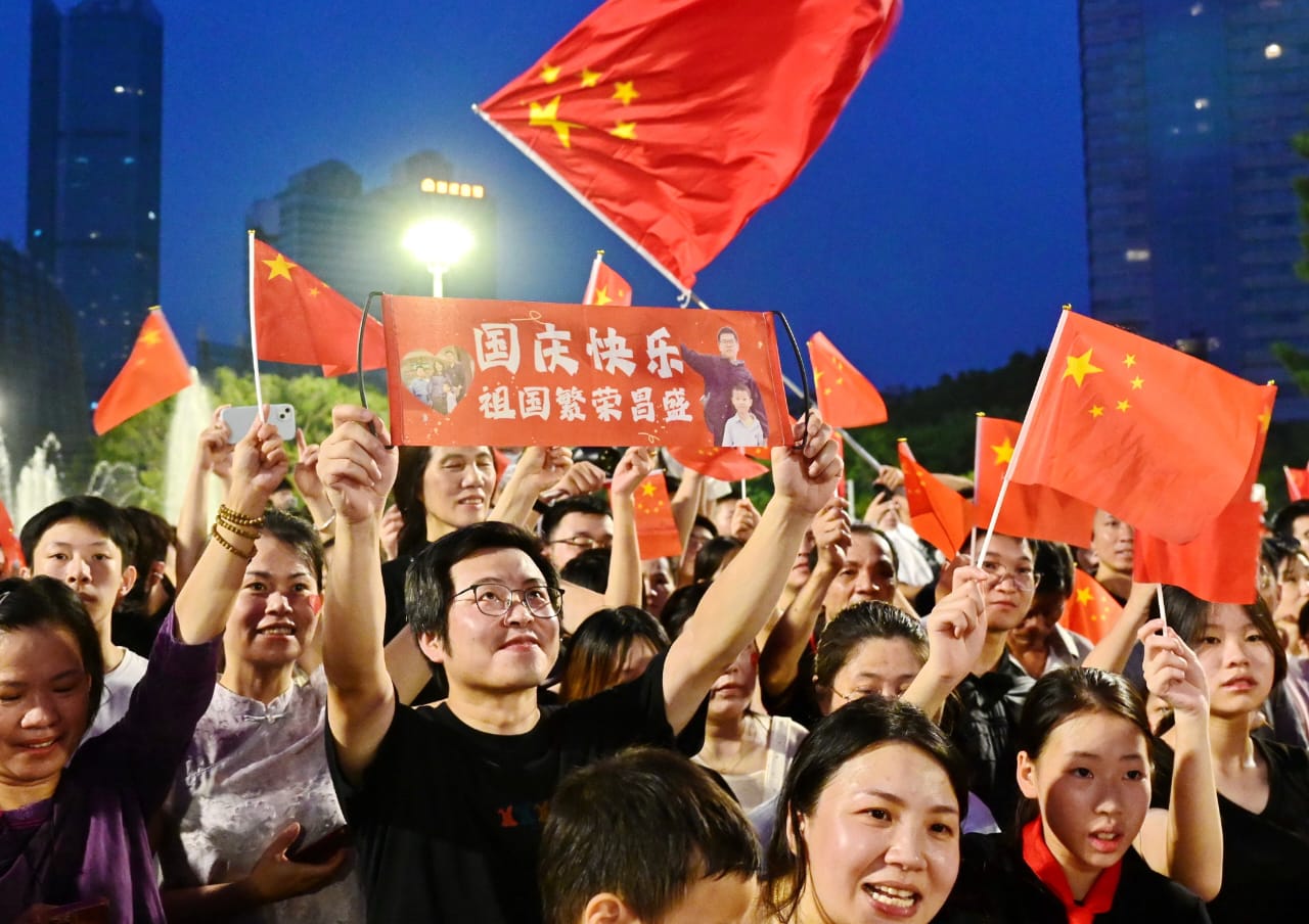 Picture of Chinese nationals during the holiday