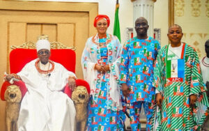 L-R: Oba of Benin HRM Omo N’Oba N’Edo Uku Akpolopolo, Oba Ewuare, First Lady of Nigeria Oluremi Tinubu, Edo State Governor, Monday Okpebholo and Kogi State Governor, Usman Ododo when the First Lady paid a courtesy visit to the Oba’s palace on the sideline of her visit to Edo State on Thursday 15th October 2026
